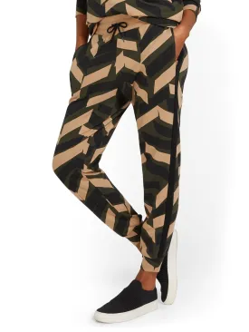 Geometric-Print French Terry Jogger Pant