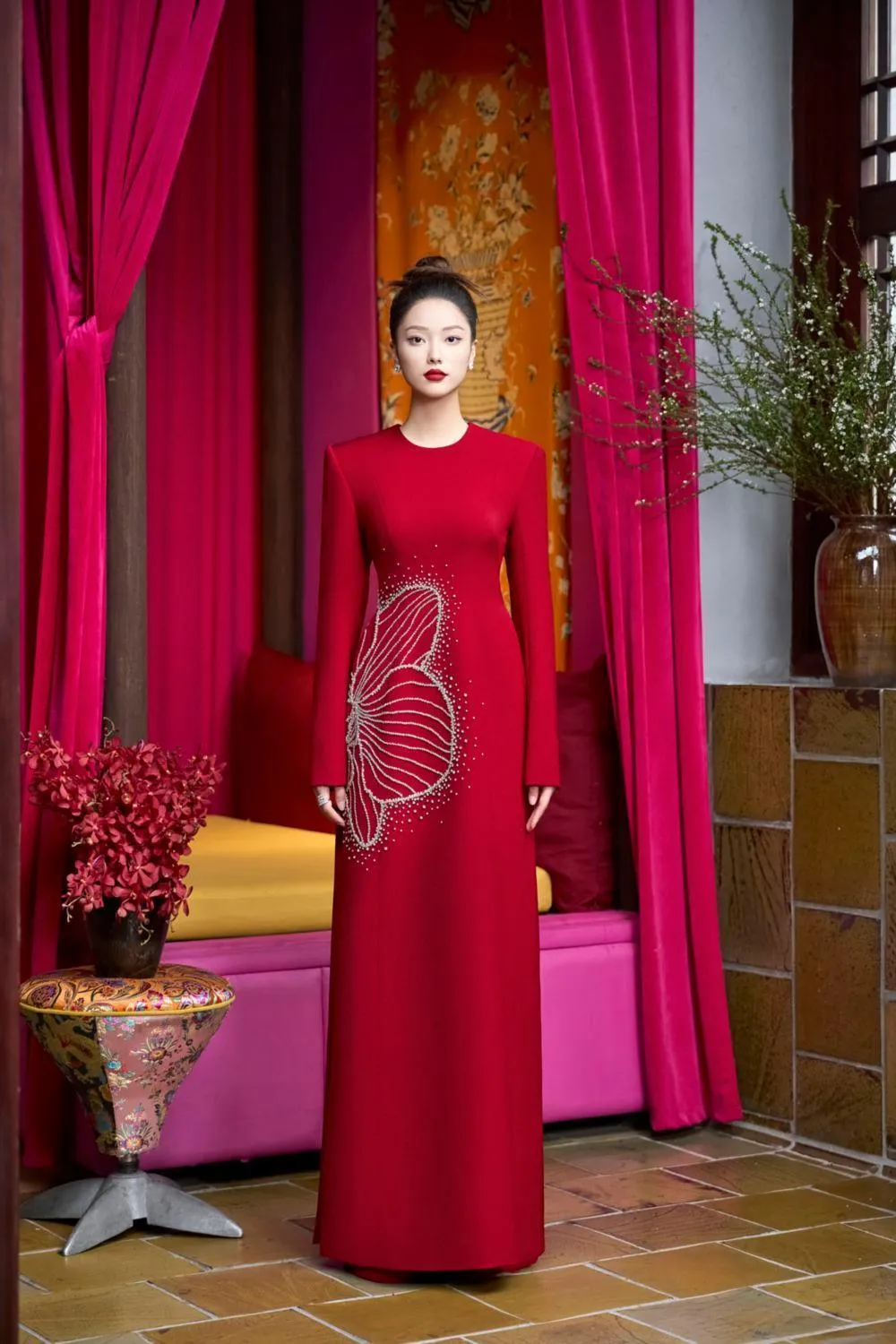 Heritg Sheath Long Sleeved Velvet Satin Floor Length Ao Dai