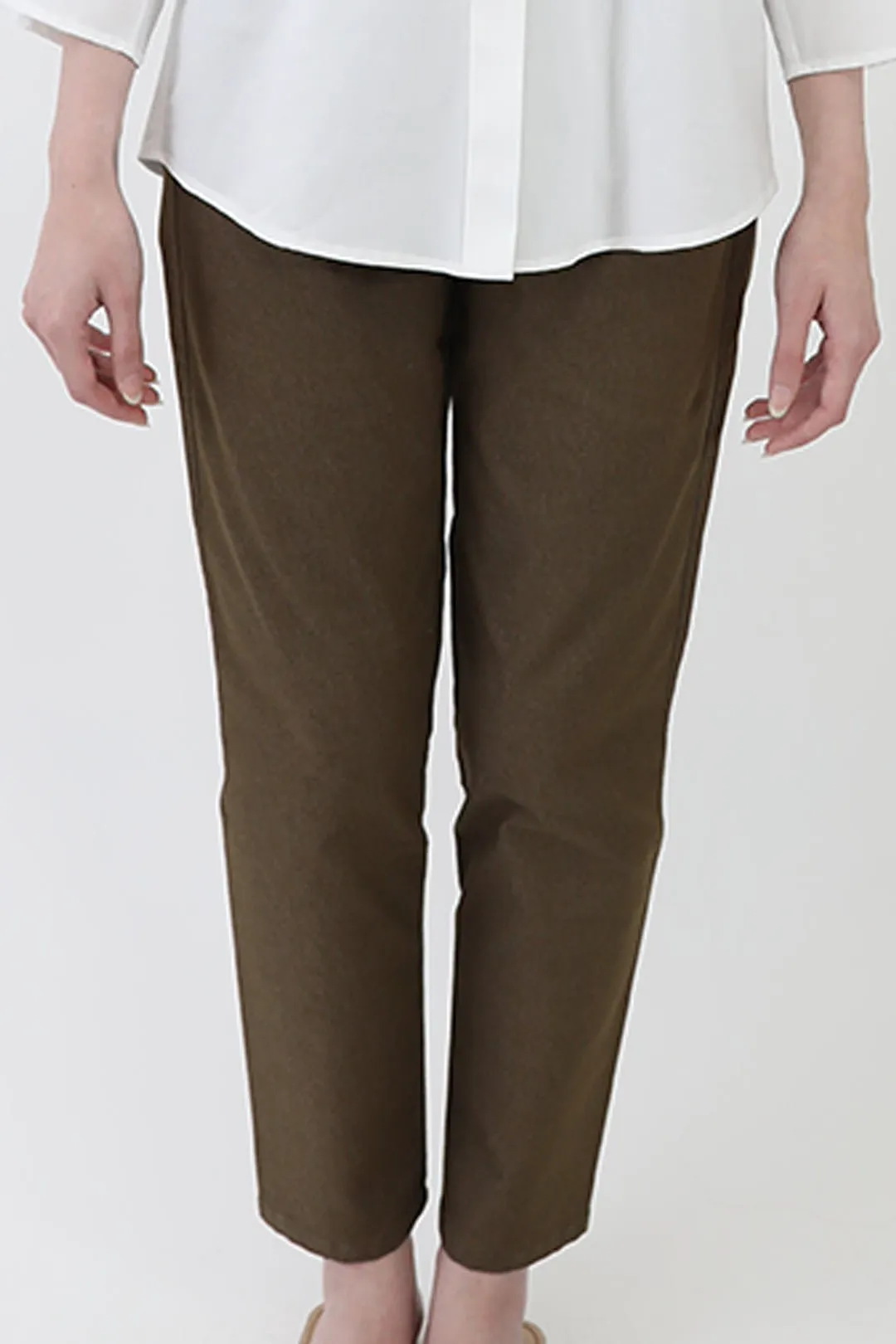 PERRYN PANT IN TECHNICAL COTTON STRETCH IN ARMY GREEN