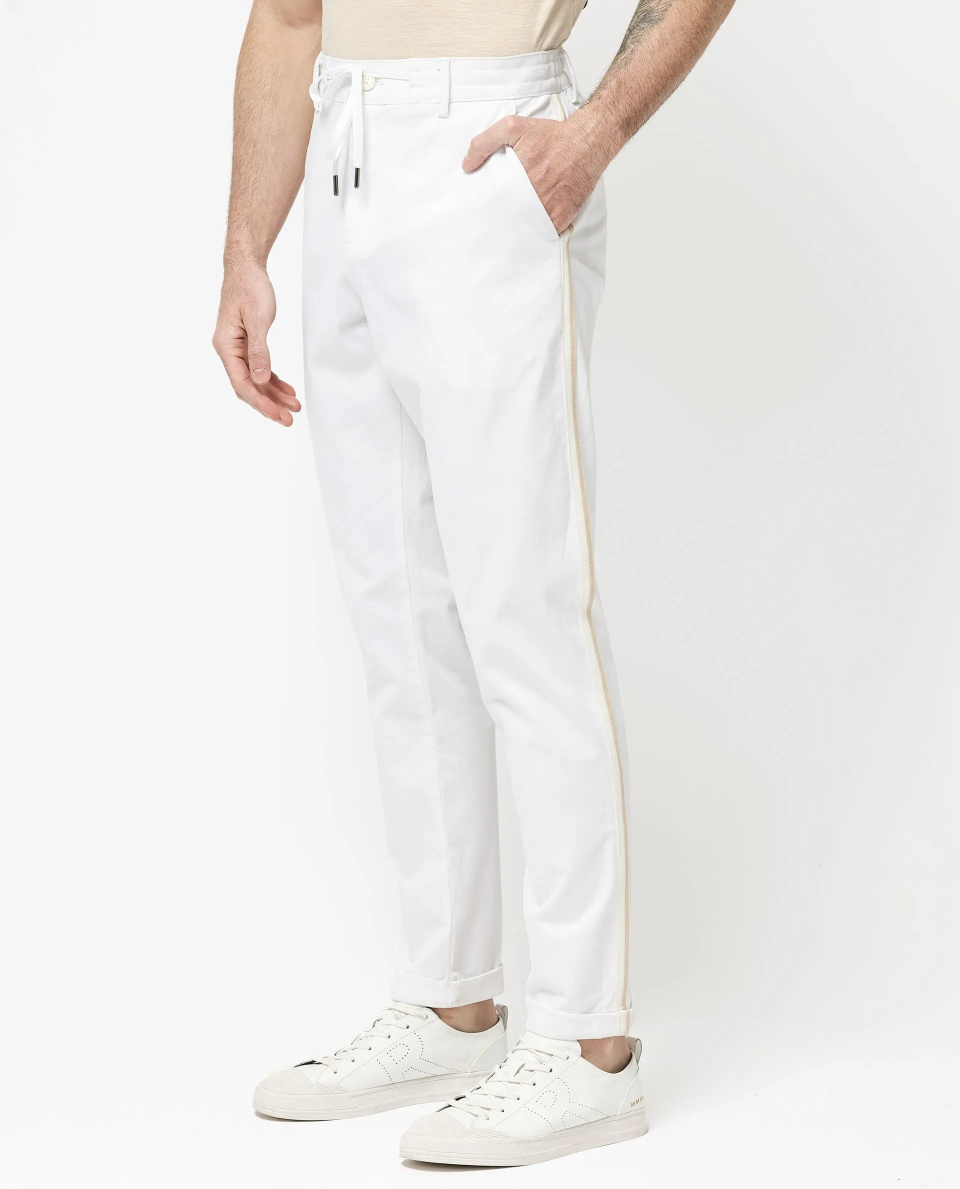 Rare Rabbit Mens Caloon White Cotton Blend Drawstring Closure Regular Fit Solid Trouser