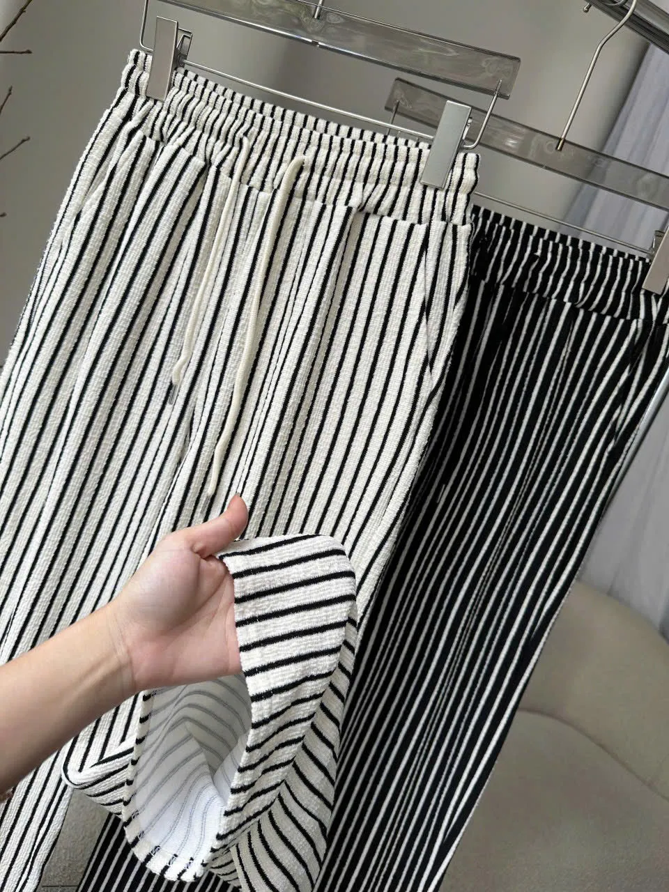 Trendy vertical striped elastic waist wide-leg pants