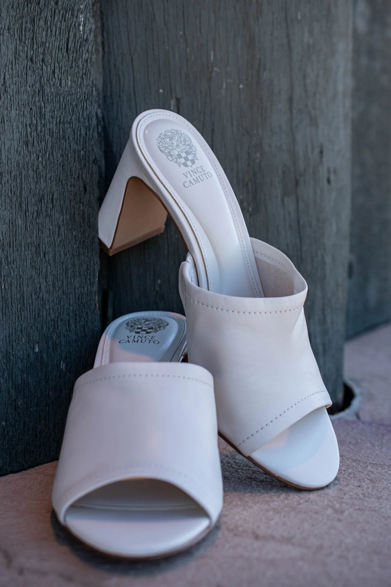 Vincent Camuto: Alyysa in Creamy White