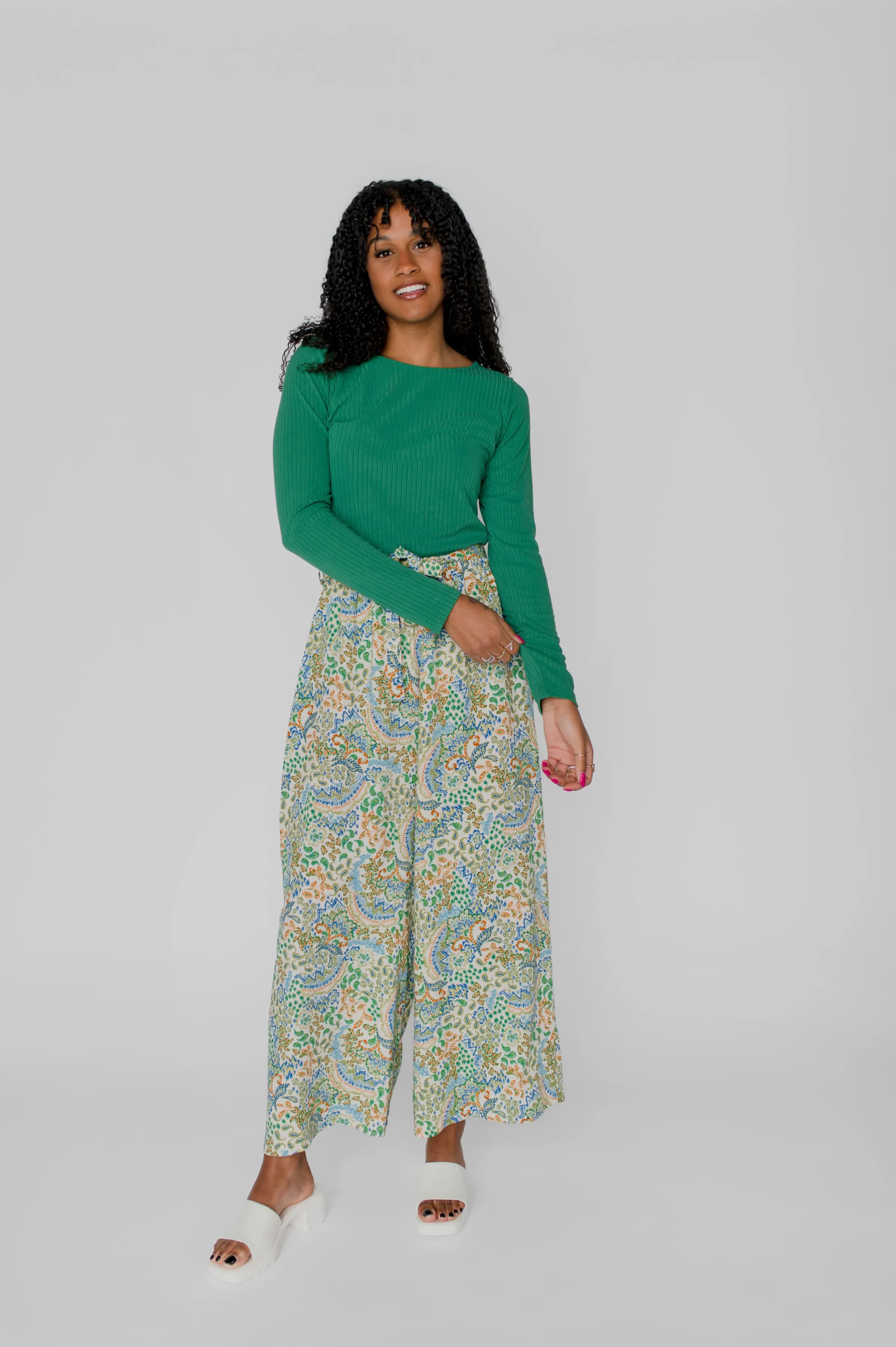 Wide leg trousers