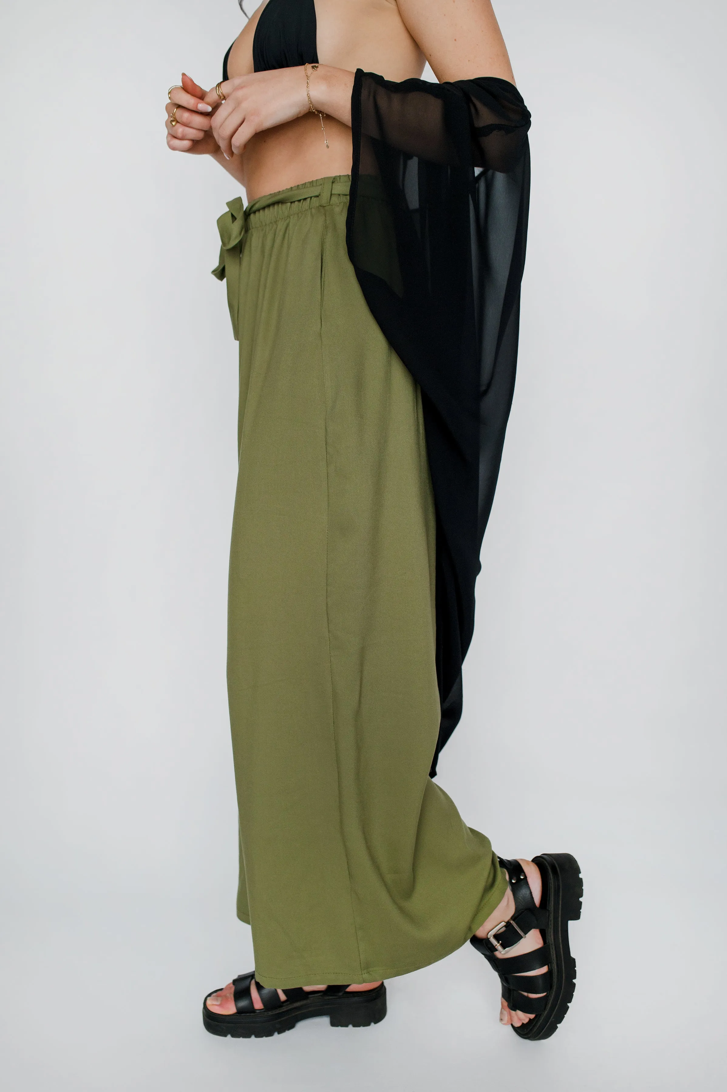 Wide leg trousers